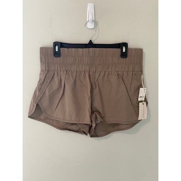 New Free People Movement x Hatch Maternity Shorts Size Medium - Picture 1 of 3